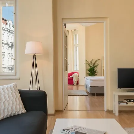 Hotel apartamentowy Old Town Praga