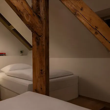 Hotel apartamentowy Old Town